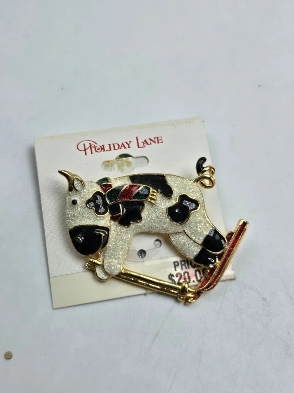 NWT 00's Holiday Lane Skiing Cow Brooch Christmas Enamel Sparkle Gold Tone Lapel